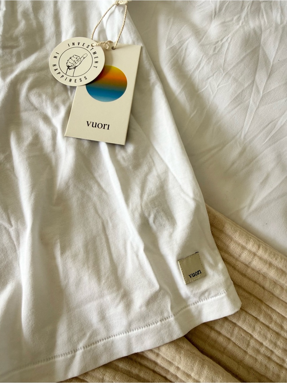 NWT Vuori Feather Tee - White - Size S - Picture 2 of 4